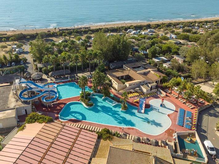 Camping pour 6 personnes, avec bassin pour enfant à Vendres