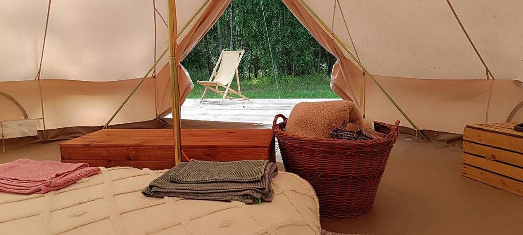 Kemping dla 2 osób, z Taras i Jacuzzi oraz Ogród i Sauna w Mazowsze