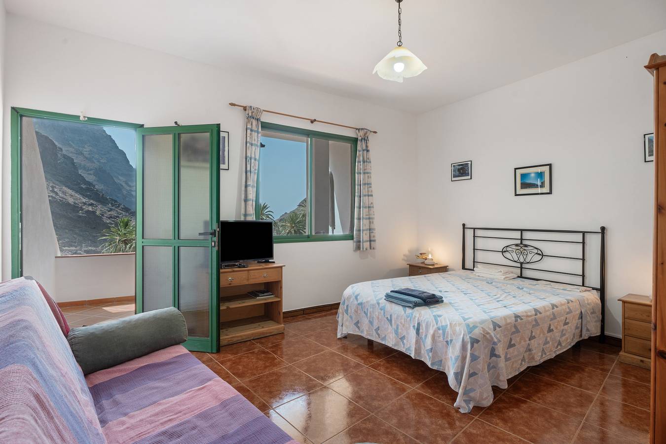 Apartamento entero, Apartamento 'Apartamento Nayara C' con vistas al mar, terraza compartida y Wi-Fi in El Guro, Valle Gran Rey