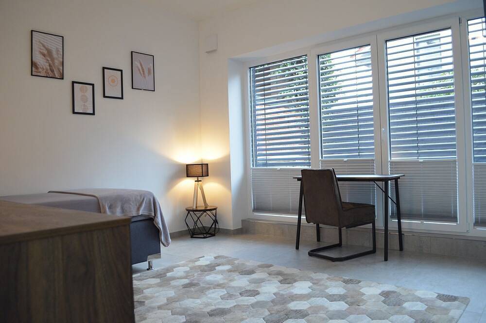 Apartamento entero, Ferienwohnungen Citydomizil Leer, 15180 - Ferienwohnung 1 Altschwoog in Leer, Nordseeküste