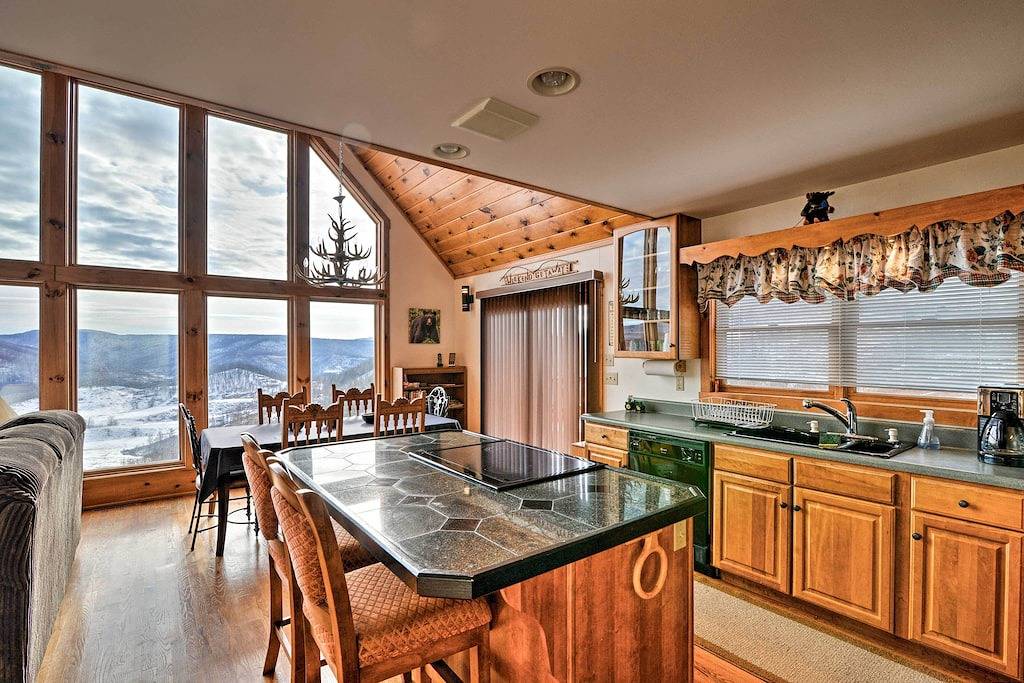 Neu! Bergspitze Chalet - 15 Minuten zum Snowshoe Resort in Greenbrier River