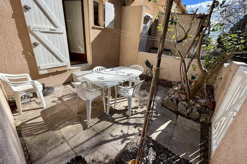 Pretty T3 house near the centre of Narbonne plage in Narbonne Plage, Narbonne