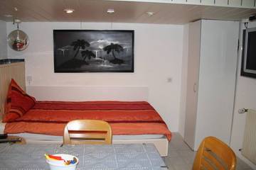 Ferienwohnung für 2 Personen, mit Terrasse und Garten in Weil am Rhein