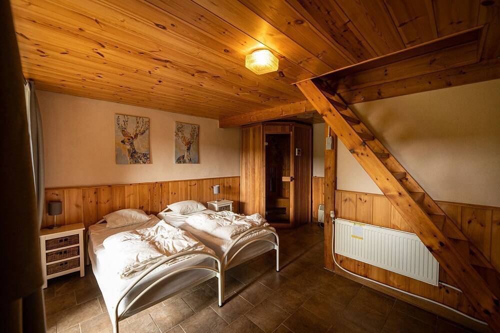 Escape in Dochamps Chalet in Dochamps, Manhay