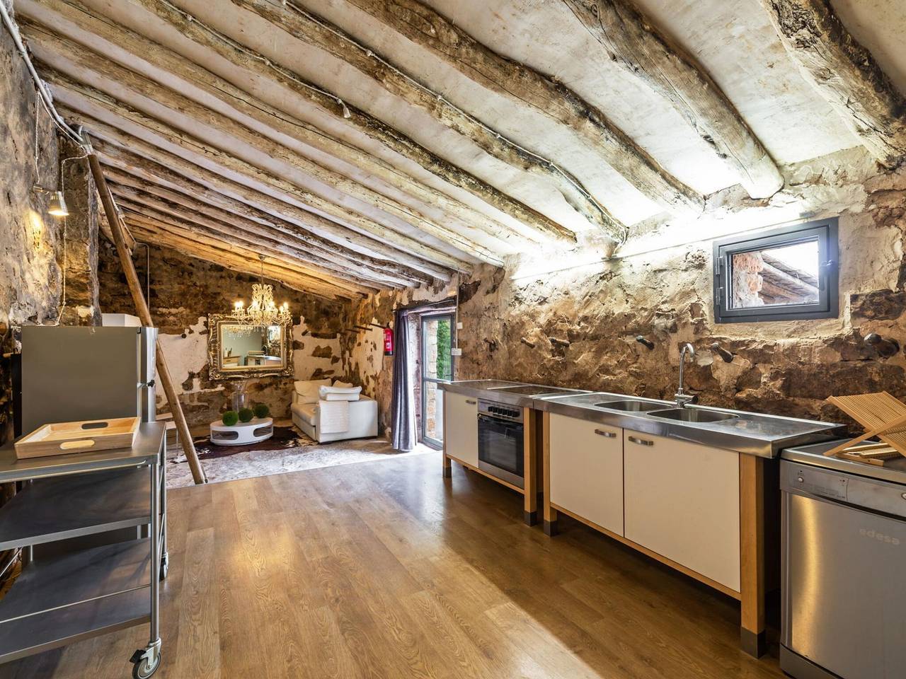 Rustic Cottage in Fraga with Private Garden in Fraga, Huesca Provinz
