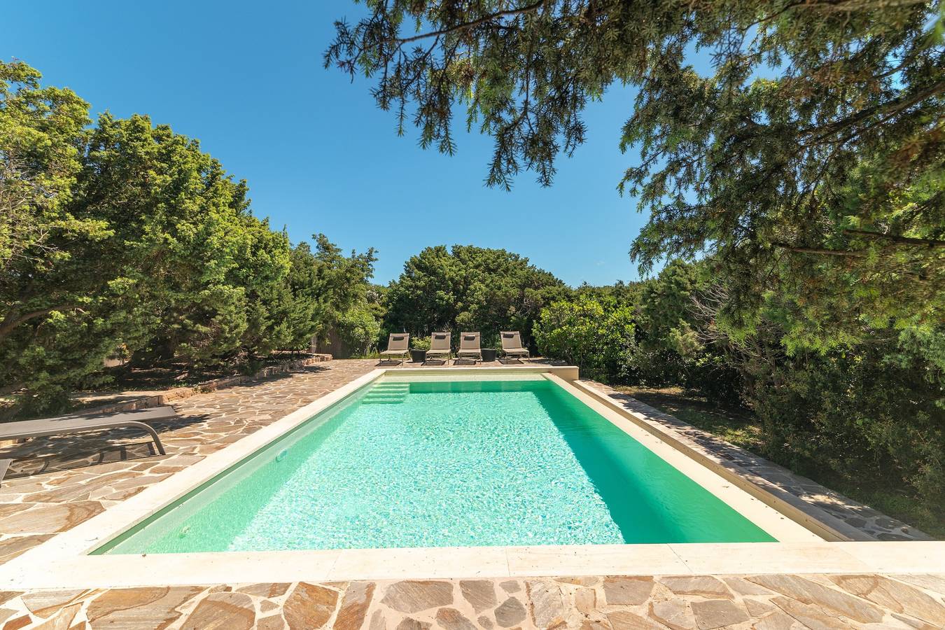 Villa „Clara“ mit Meerblick, Wlan und Klimaanlage in Portobello di Gallura, Portobello (Sardinien)