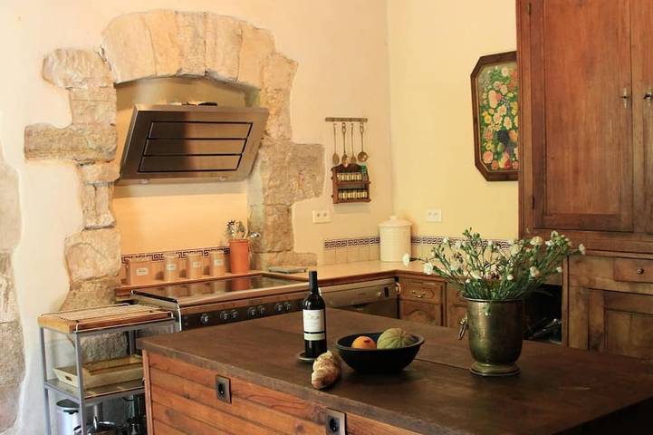 Gîte pour 4 personnes, avec jardin à La Tour-sur-Orb - 2