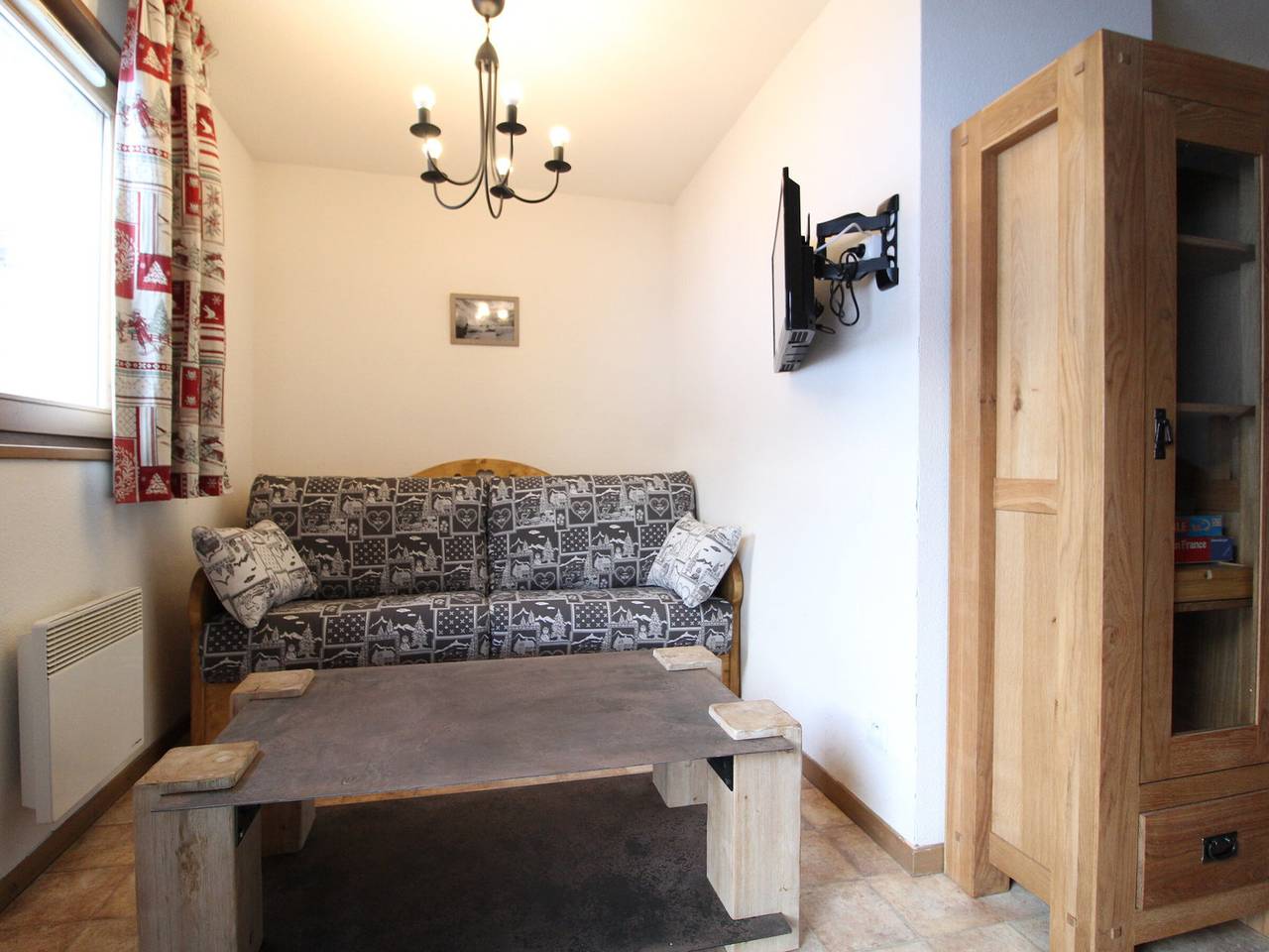 Apartamento entero, Duplex acogedor para 10 personas, a pie de pistas en Val-Cenis. in Lanslebourg-Mont-Cenis, Región de Saint-Jean-de-Maurienne