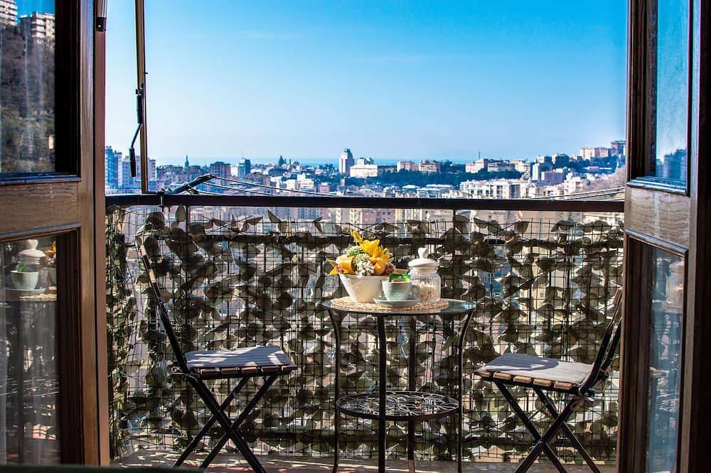 Panorama-Wohnung mit Parkplatz und unbegrenztem Wlan. Cod Citra in Genua (Stadt), Genua