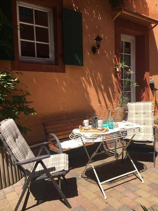 Ferienhaus für 6 Personen, mit Terrasse in Rhodt unter Rietburg