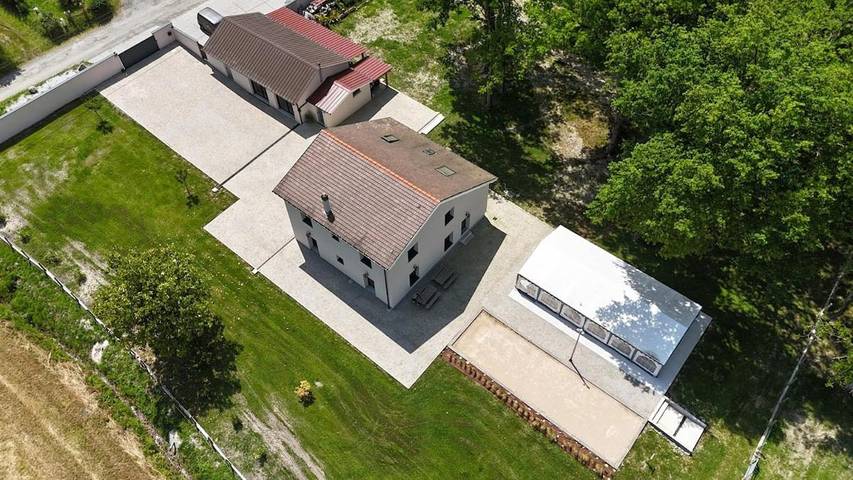 Location de vacances pour 15 personnes, avec vue et terrasse, animaux acceptés à Ousse (Pyrénées-Atlantiques) - 4