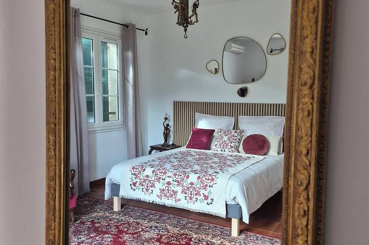 Villa pour 4 personnes, avec terrasse ainsi que jardin et piscine à Bastia - 3