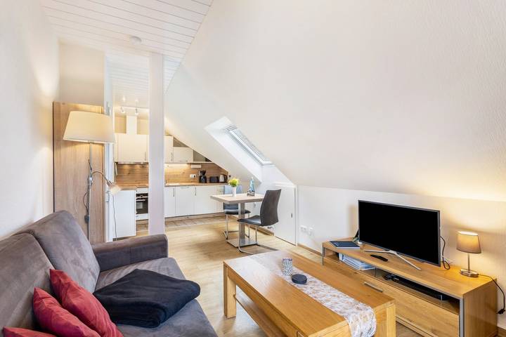 Ferienwohnung für 2 Personen, mit Balkon und Seeblick im Waldecker Land - 3