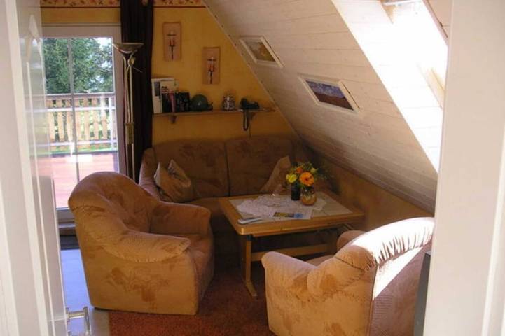 Ganze Wohnung, Fewo 2 - Ferienhaus To Hus in Thesenvitz, Bergen auf Rügen