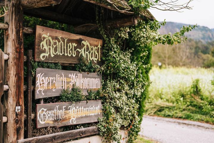 Doppelzimmer mit Dusche oder Badewanne in Lavamünd, Lavanttaler Alpen