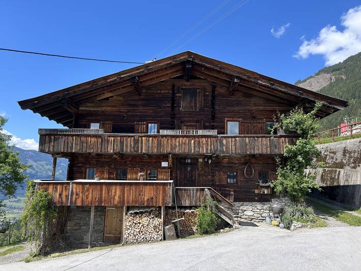 Ferienhaus für 14 Personen, mit Balkon und Garten in Stummerberg