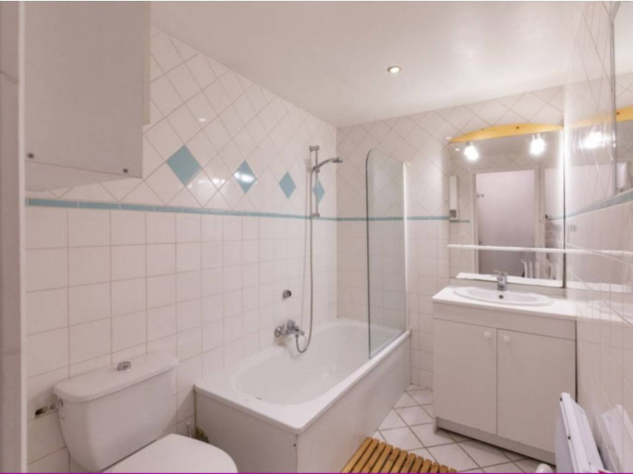 Casa en el centro del pueblo con patio, privacidad y wifi in Cauterets, Parque nacional de los Pirineos