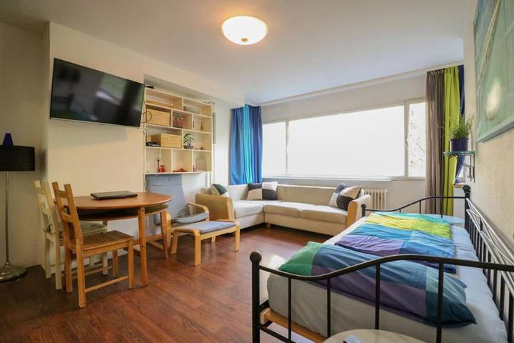 Ferienwohnung für 4 Personen, mit Ausblick und Balkon, mit Haustier in Wilmersdorf Berlin - 2