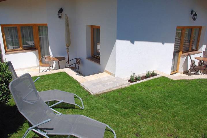 Ferienwohnung für 2 Personen, mit Terrasse und Garten