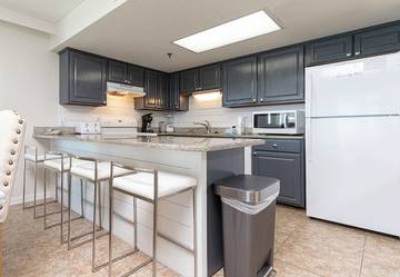 Vacation Apartment for 8 Guests in Orange Beach, Alabama Gulf Coast, Picture 4