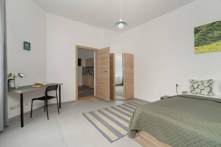Entire apartment, Elegancki i Stylowy Apartament Niedaleko Rynku w Poznaniu by Noclegi Renters in Poznan, Greater Poland