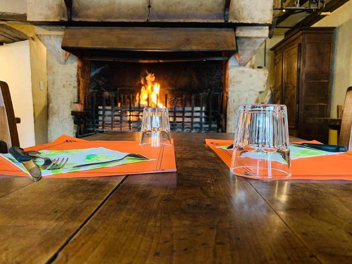 Hôtel pour 4 personnes, avec terrasse à Bèze (homonymie) - 2