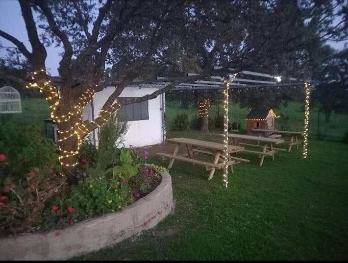 Casa rural para 12 personas, con jardín además de vistas y piscina en Provincia de Badajoz - 2