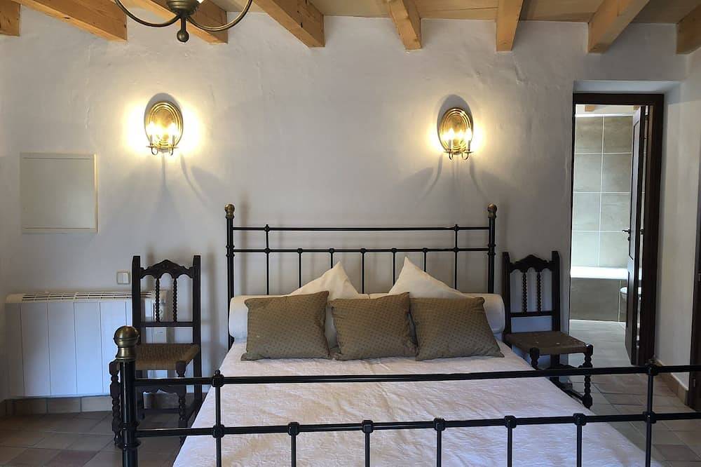 Komfortables Dorfhaus mit viel Atmosphäre und eigenem Pool in Porreres, Mallorca Süden