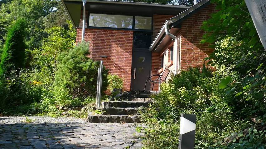 Strandhaus für 5 Personen, mit Terrasse und Garten in Schwedeneck - 2