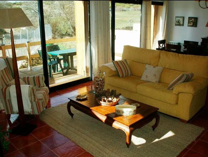 Casa rural para 8 personas, con jardín y vistas - 1