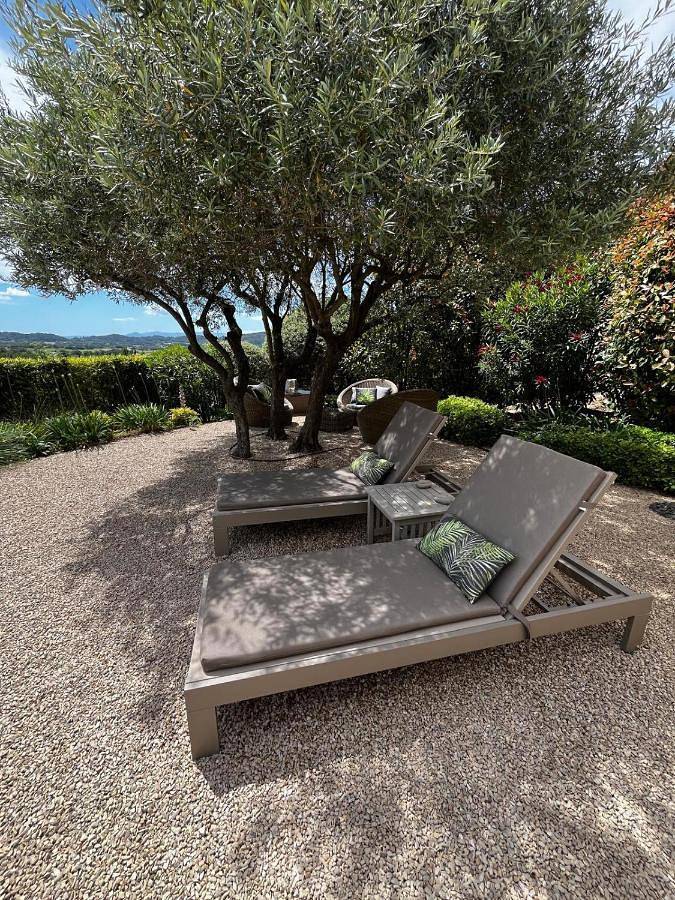 Location de vacances pour 2 personnes, avec jardin ainsi que piscine et vue à Cucuron - 4