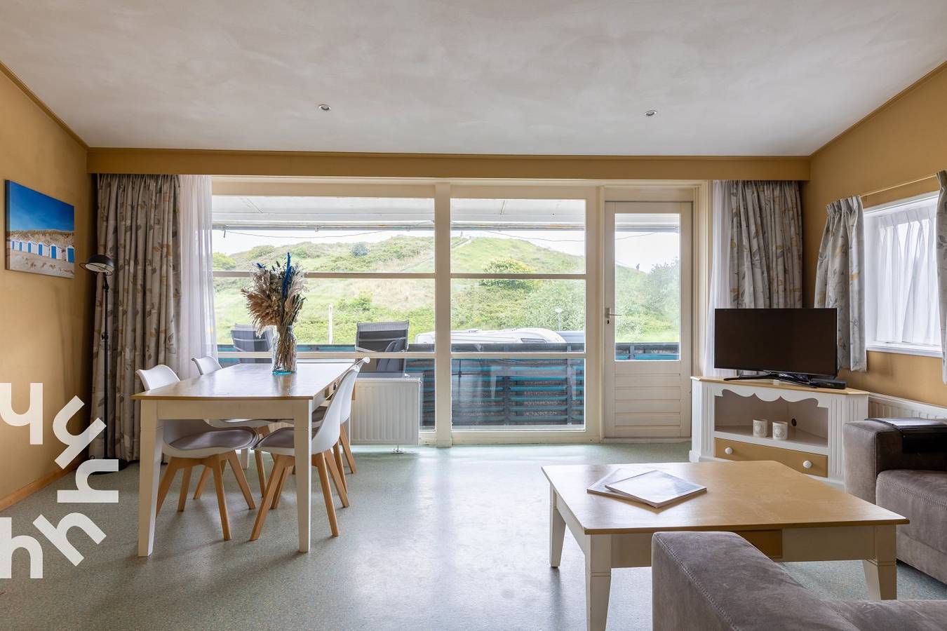 Entire apartment, Comfortable 4-person apartment with balcony at the dunes in Domburg in Domburg, Walcheren