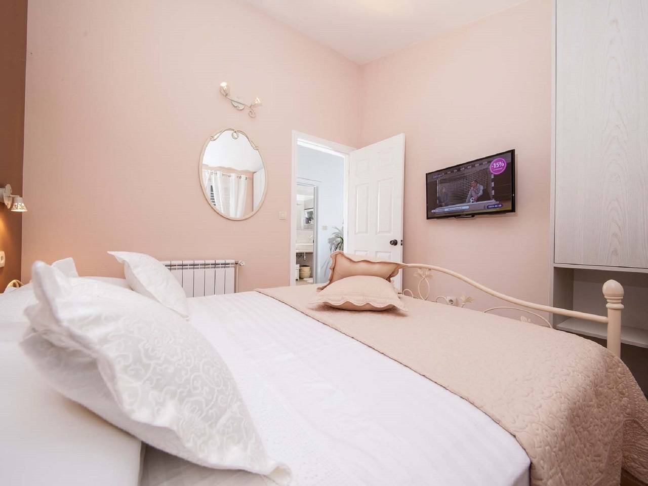 Stone House in Podgora with Sea Views in Podgora, Makarska Riviera