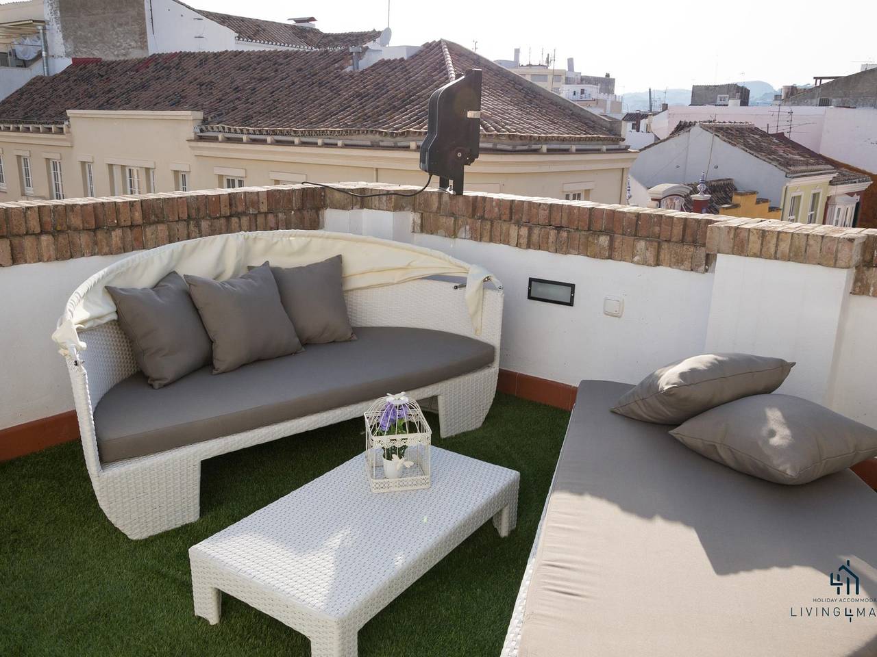 Entire holiday apartment, Atico Cervantes Living4malaga in Málaga Central District, Malaga