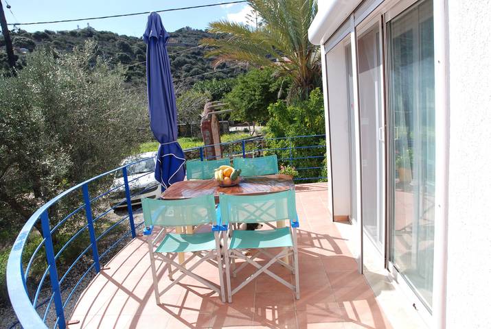 Location de vacances pour 8 personnes, avec Balcon/Terrasse ainsi que Jardin et Vue à Agios Nikolaos - 2