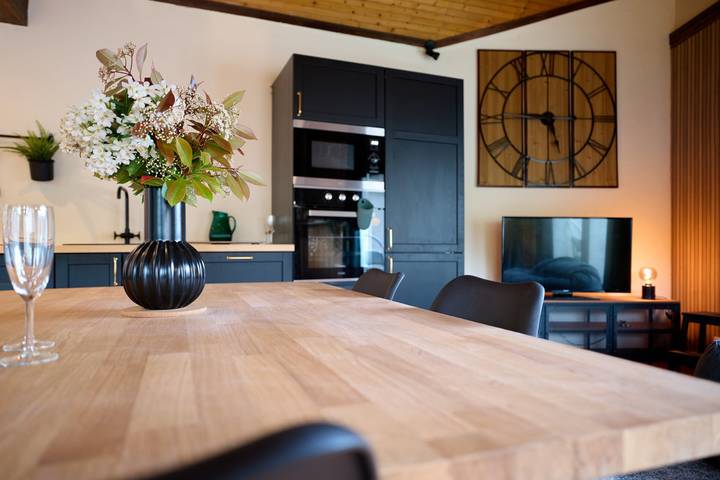 Gîte pour 4 personnes, avec terrasse et jardin