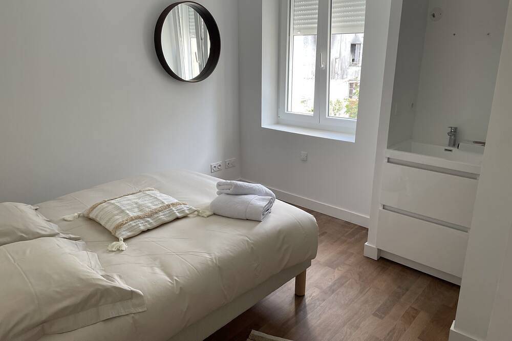 Entire apartment, Le Poulorio 5  - Proche Gare in Lorient, Côte des Mégalithes