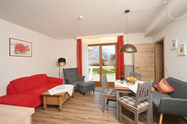 Ferienwohnung für 2 Personen, mit Balkon und Terrasse sowie Garten in Bad Oberdorf