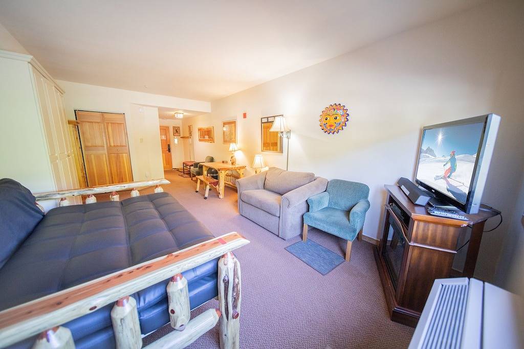 Ganze Wohnung, Studio with a quick walk to River Run! in Arapahoe Basin