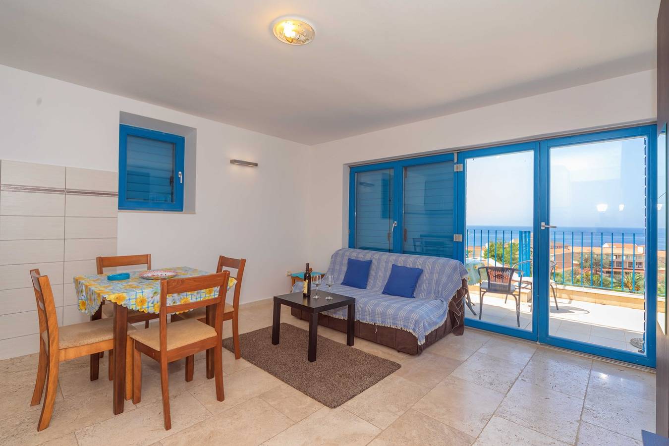 Geheel appartement, Altomare with Sea View - apartments with proximity to the beach
 in Petrovac na Moru, Opština Budva