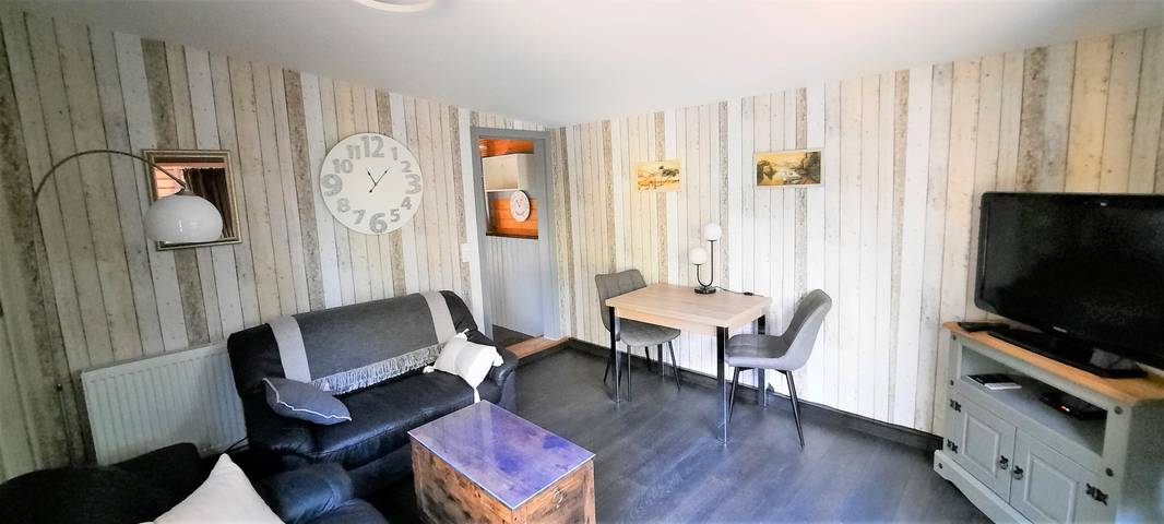 Bungalow für 2 Personen, mit Terrasse und Garten