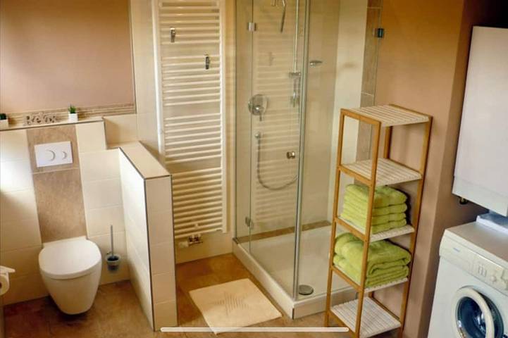 Ganze Wohnung, Lucky Holiday sehr schöne stilvolle Ferienwohnung 
Zwei Zimmer, Küche Bad. in Isny, Isny im Allgäu