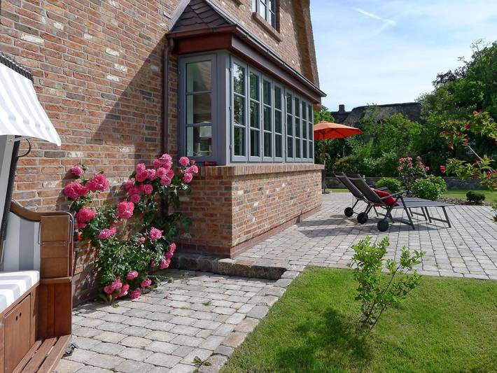Ferienhaus für 5 Personen, mit Terrasse und Sauna sowie Garten in Oldsum - 2