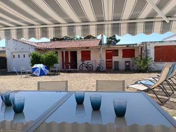 Maison De Vacances pour 6 Personnes dans Notre-Dame-de-Monts, Vendée, Photo 1