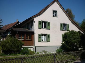 Cottage pour 5 personnes, avec jardin à Arbon