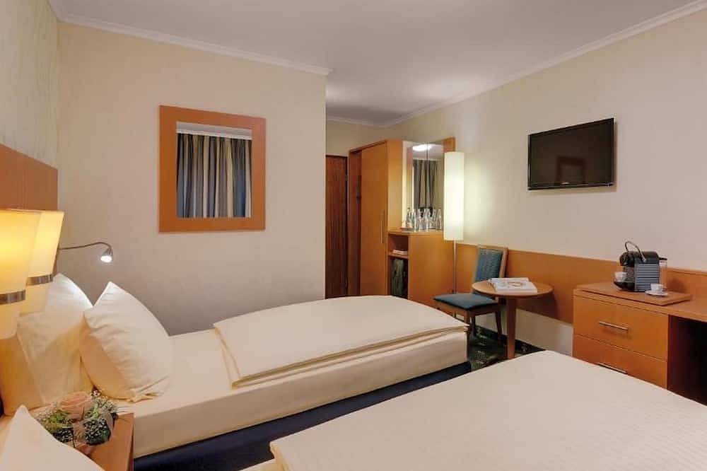 Ganze Wohnung, Doppelzimmer Comfort Twin mit Dusche und Wc in Herrenberg, Landkreis Böblingen