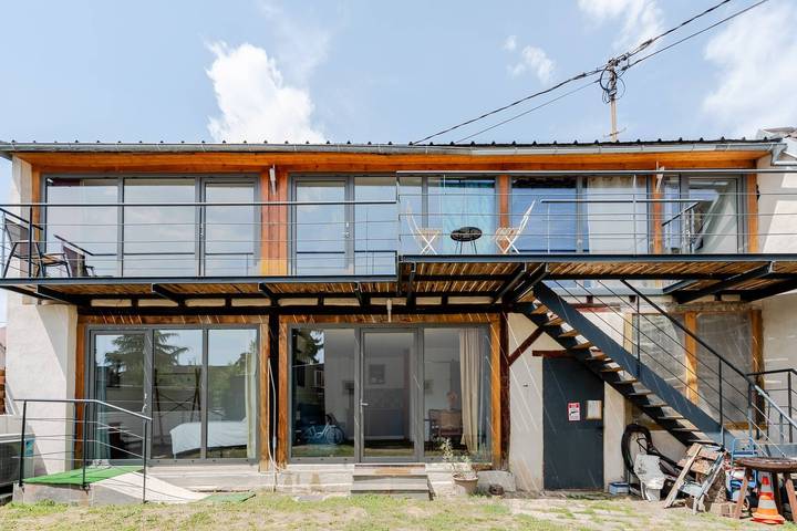Gastenkamer 'La Passerelle' met balkon, wifi en airconditioning in Reichstett, Strasbourg regio