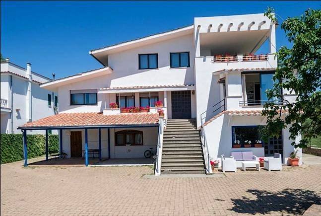 Appartamento intero, Two-Bedroom Apartment with Lake View in Trevignano Romano, Lago di Bracciano