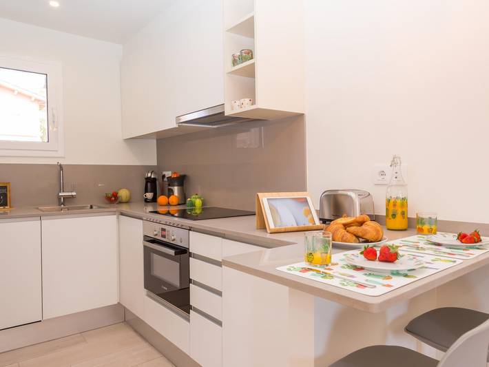 Ferienwohnung für 2 Personen, mit Balkon/Terrasse und Garten sowie Pool in Castelldefels - 4