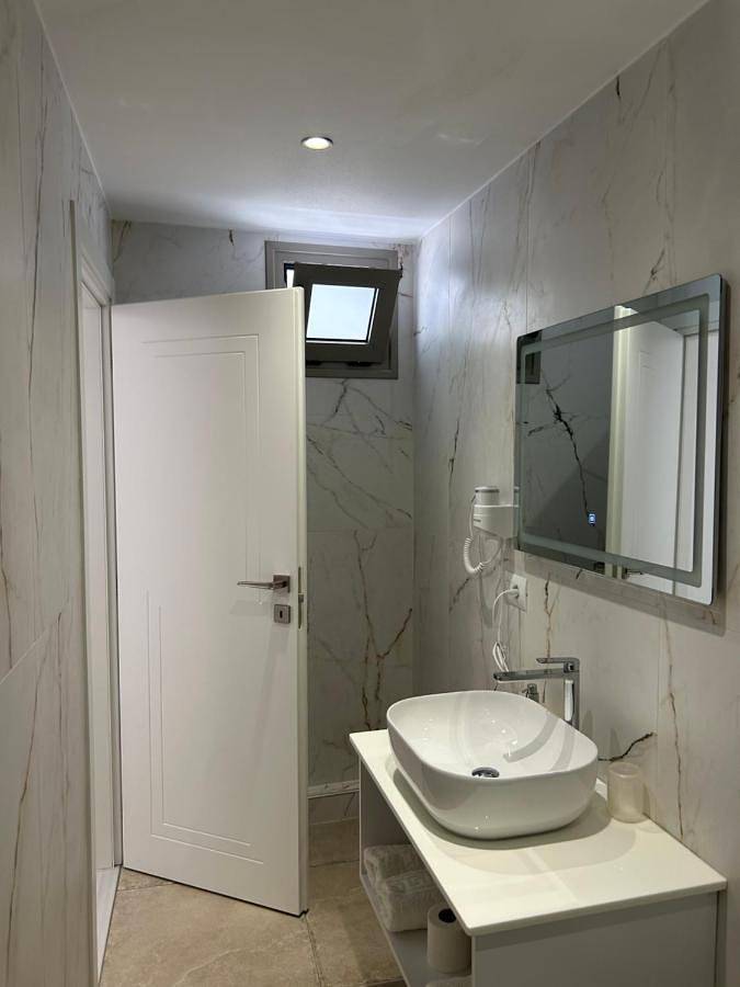 Maison d’hôte pour 3 personnes, avec jardin et vue à Himarë - 4